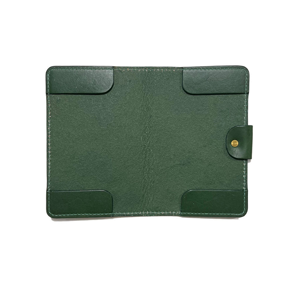 Classic Scorecard Holder - Green Leather